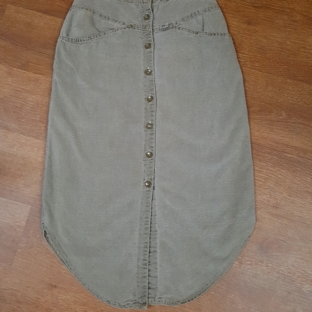 Vintage Hunters Run Button Front Skirt